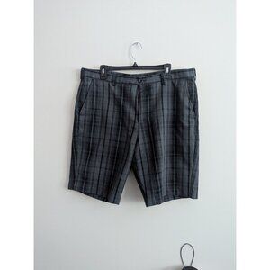 Mens Izod Plaid Flat-Front Golf Shorts Size 38 Gray & Black Preppy-lp1